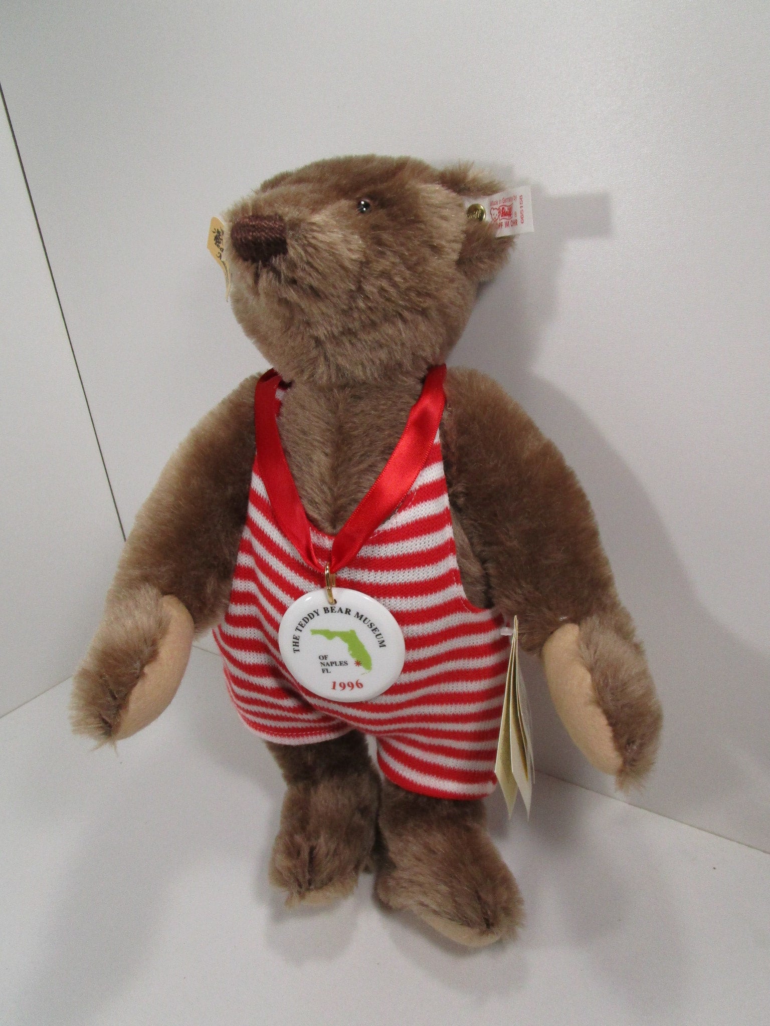 Steiff Exclusive Wiggins Bear With All IDs For The Teddy Bear