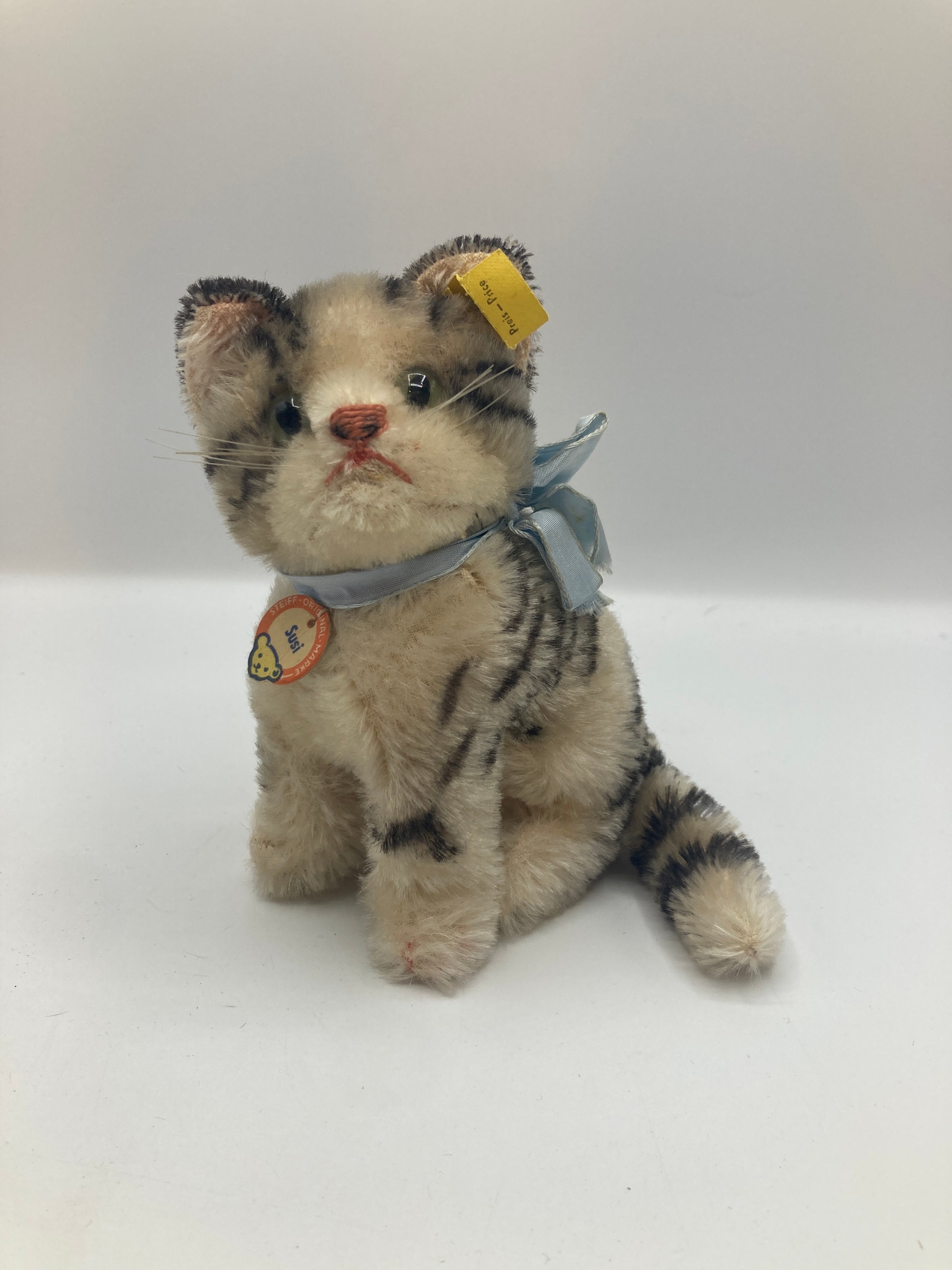 Steiff - シュタイフ★Young Kitty Gussy &amp; Cat Tabby ID完品 Steiff cat Susi with IDs sitting produced 1968 to 1978 midi