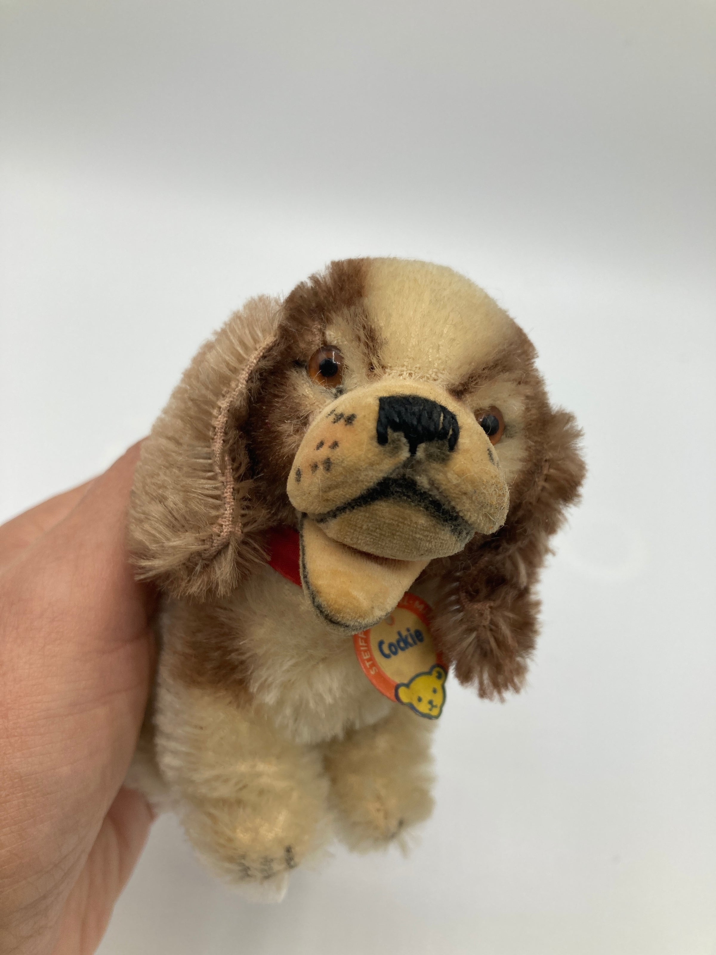 Steiff Smallest Sitting Brown and Tan Cockie Cocker Spaniel With