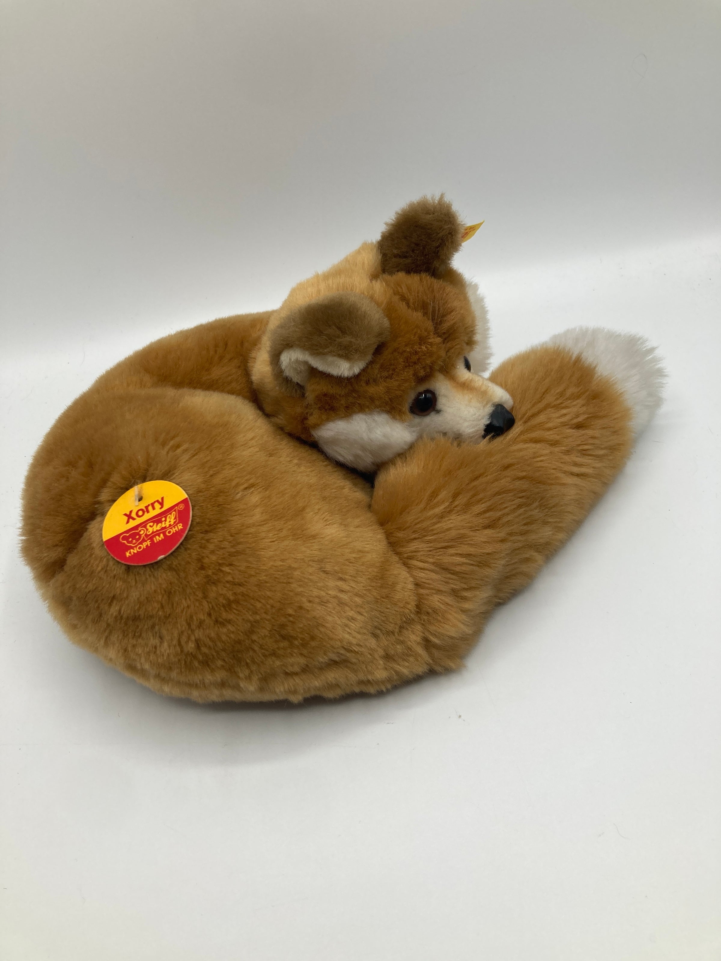 Steiff's Soft Plush Curled Up Xorry Fox With All IDs | My Site