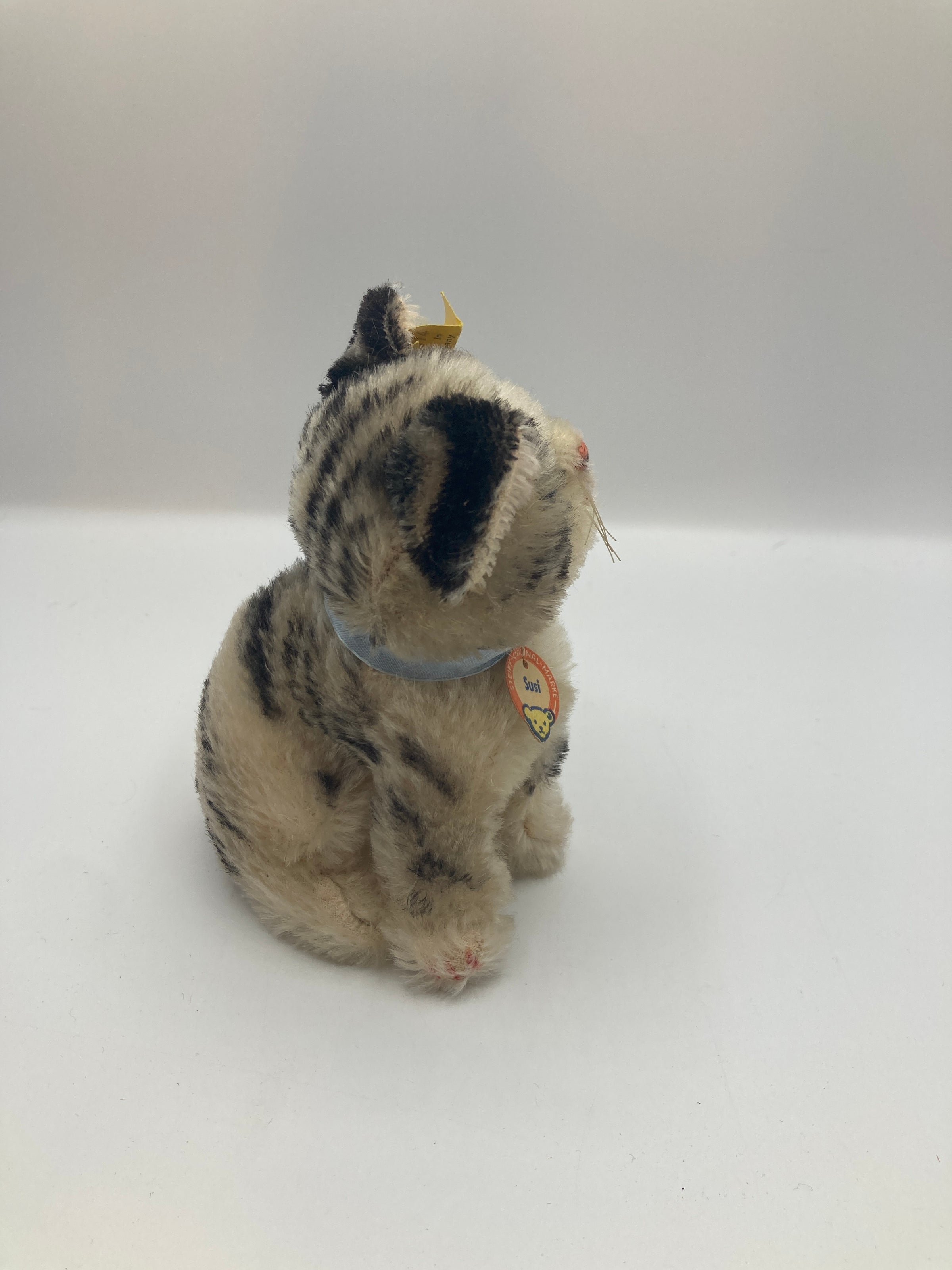 Steiff Medium Sitting Susi Cat With All IDs | My Site