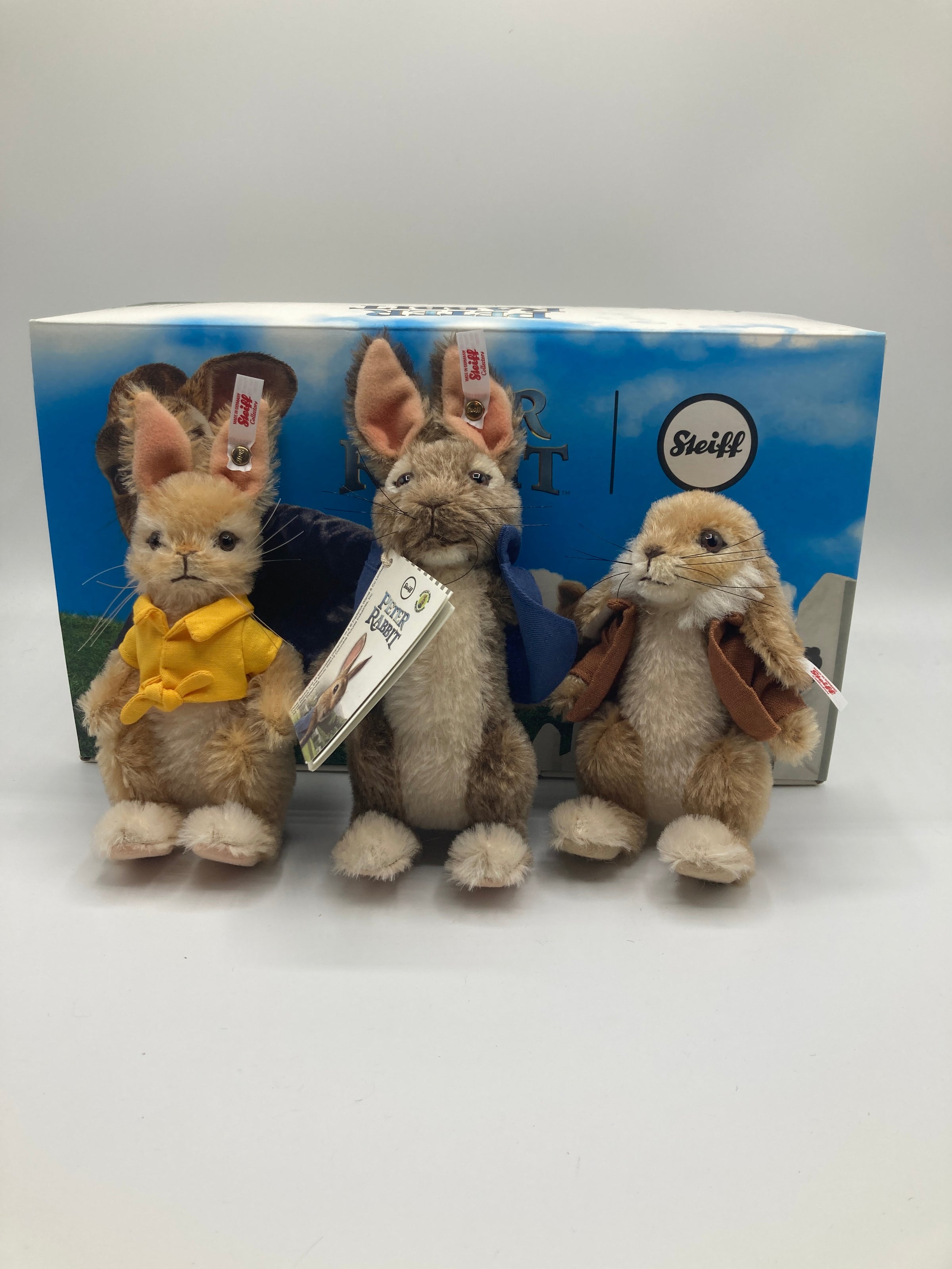 Steiff　リス　3匹セット Brie And Bleu Squeeker Mice Set By Steiff 62226