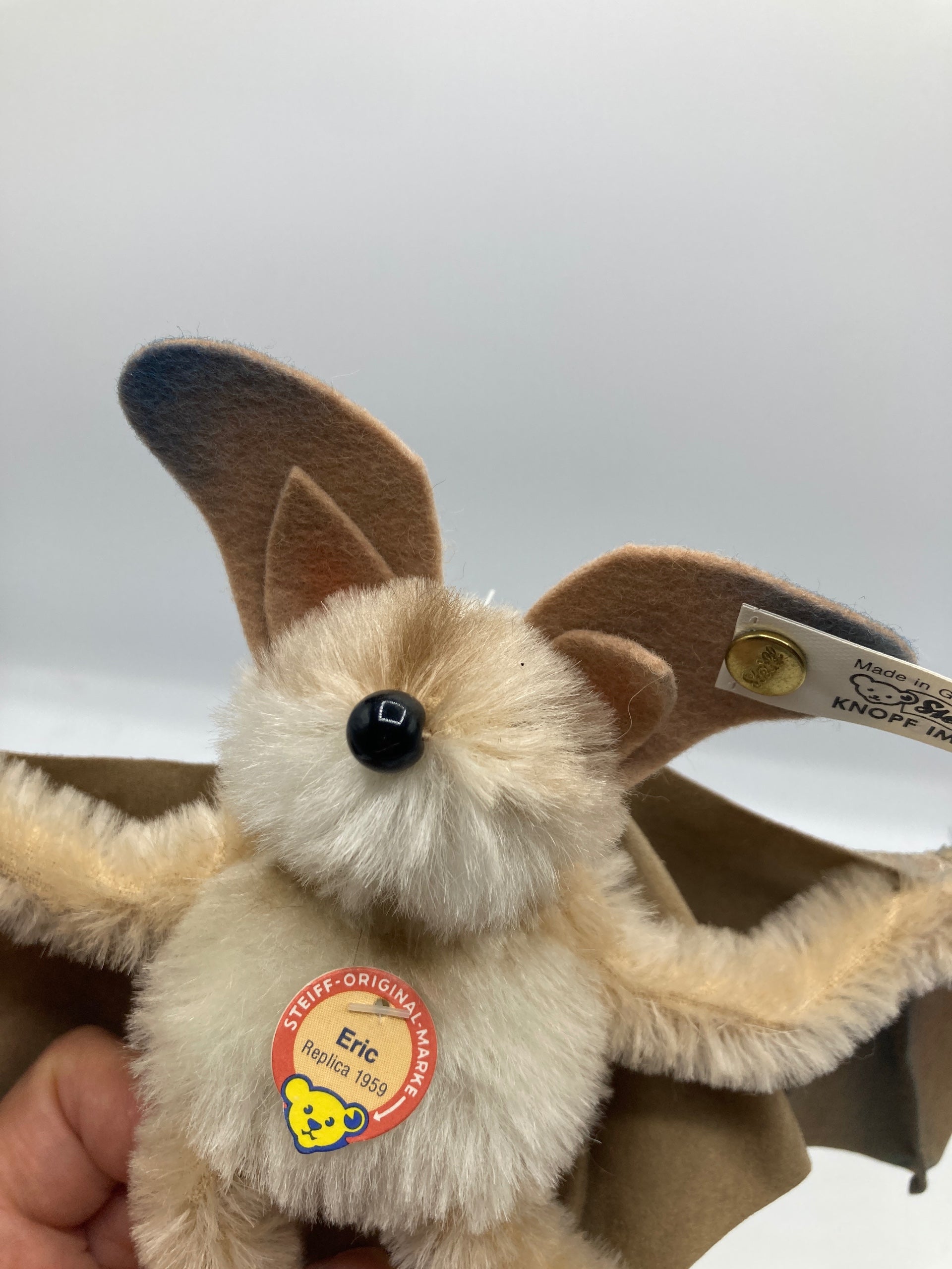 Steiff Largest Eric The Bat Replica With All IDs | My Site