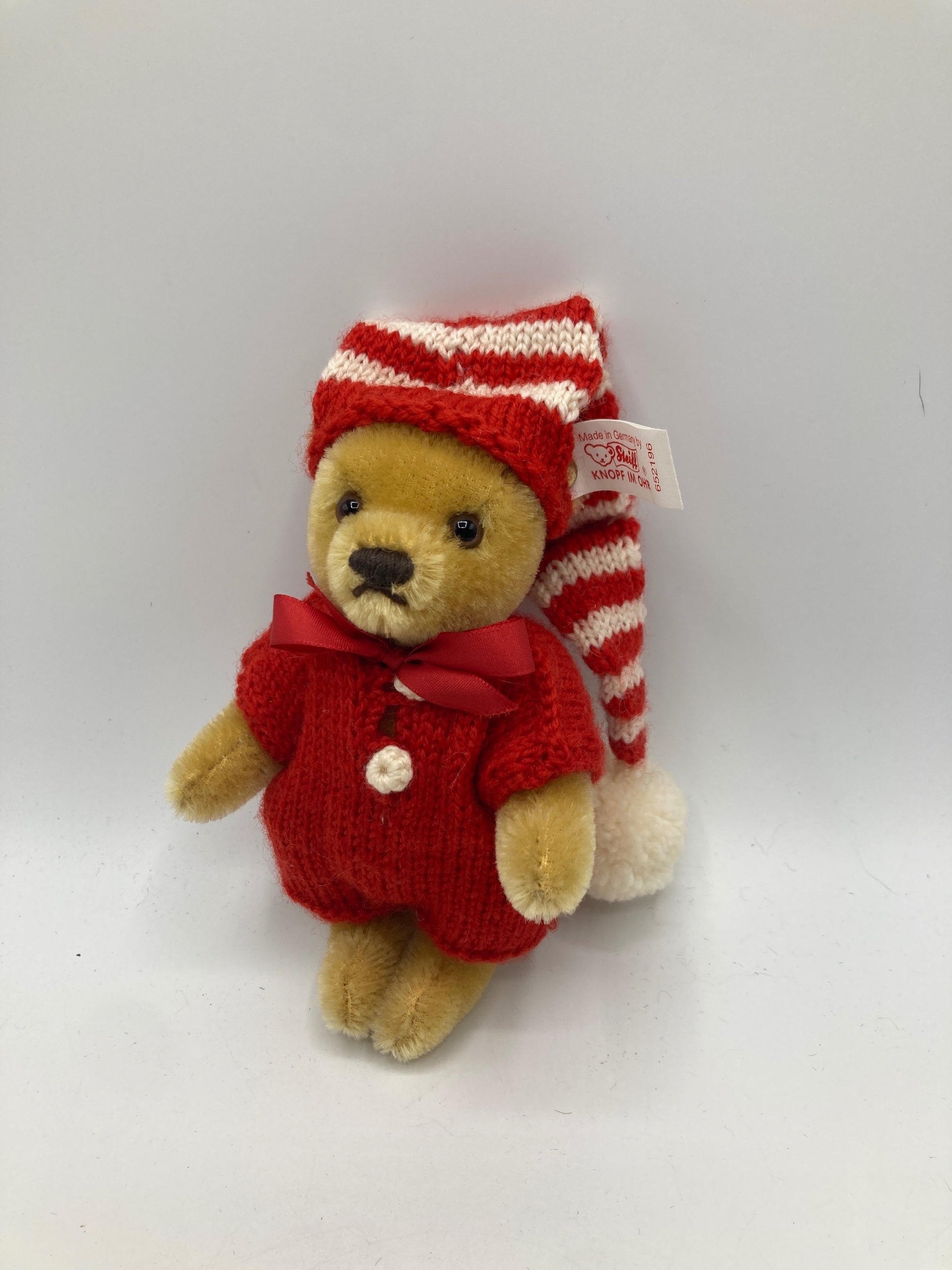 Steiff FAO Schwarz Sleepy Keep Christmas Teddy Bear With All IDs