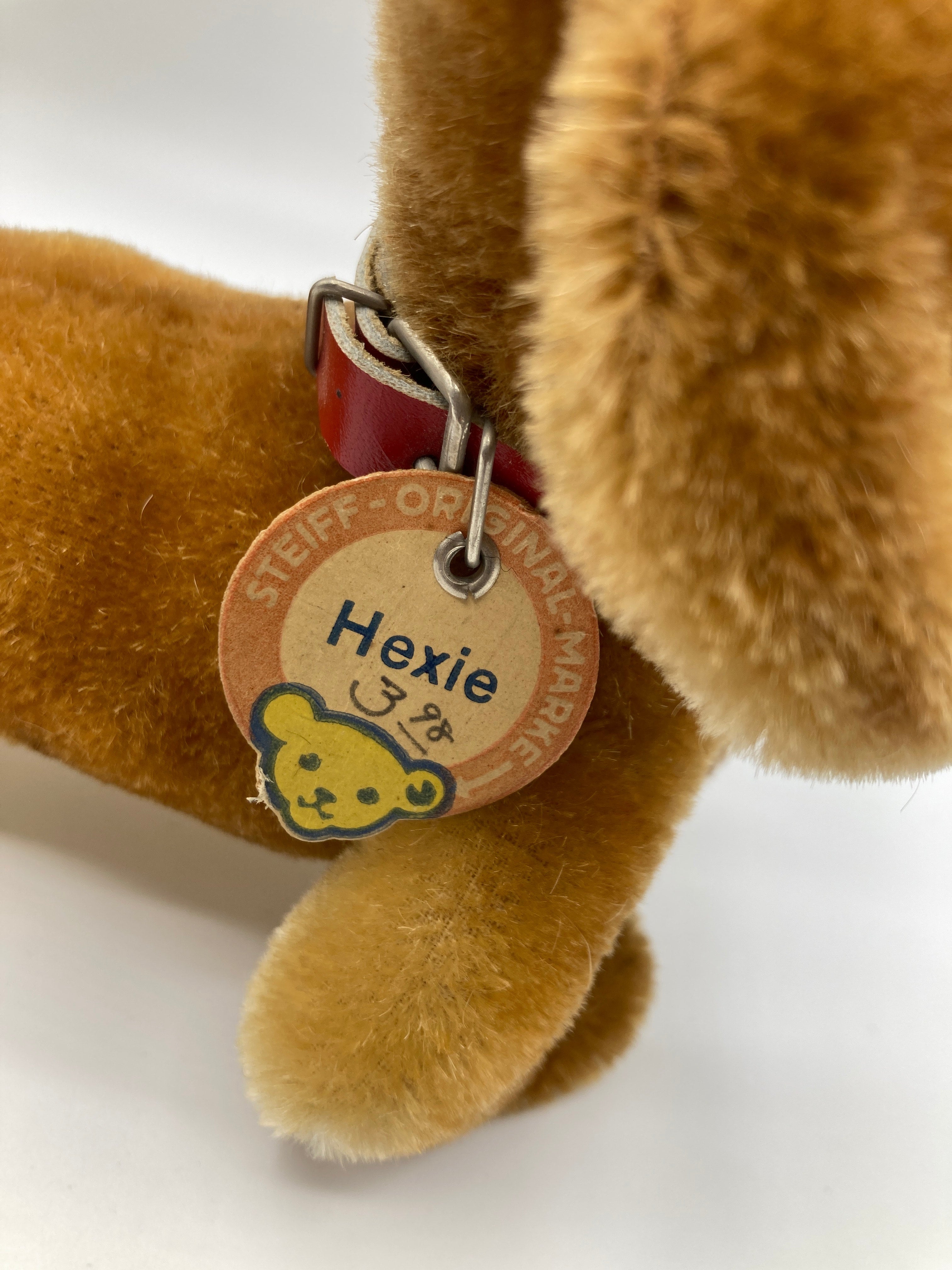 Steiff Medium Sized Hexie Dachshund With All IDs | My Site