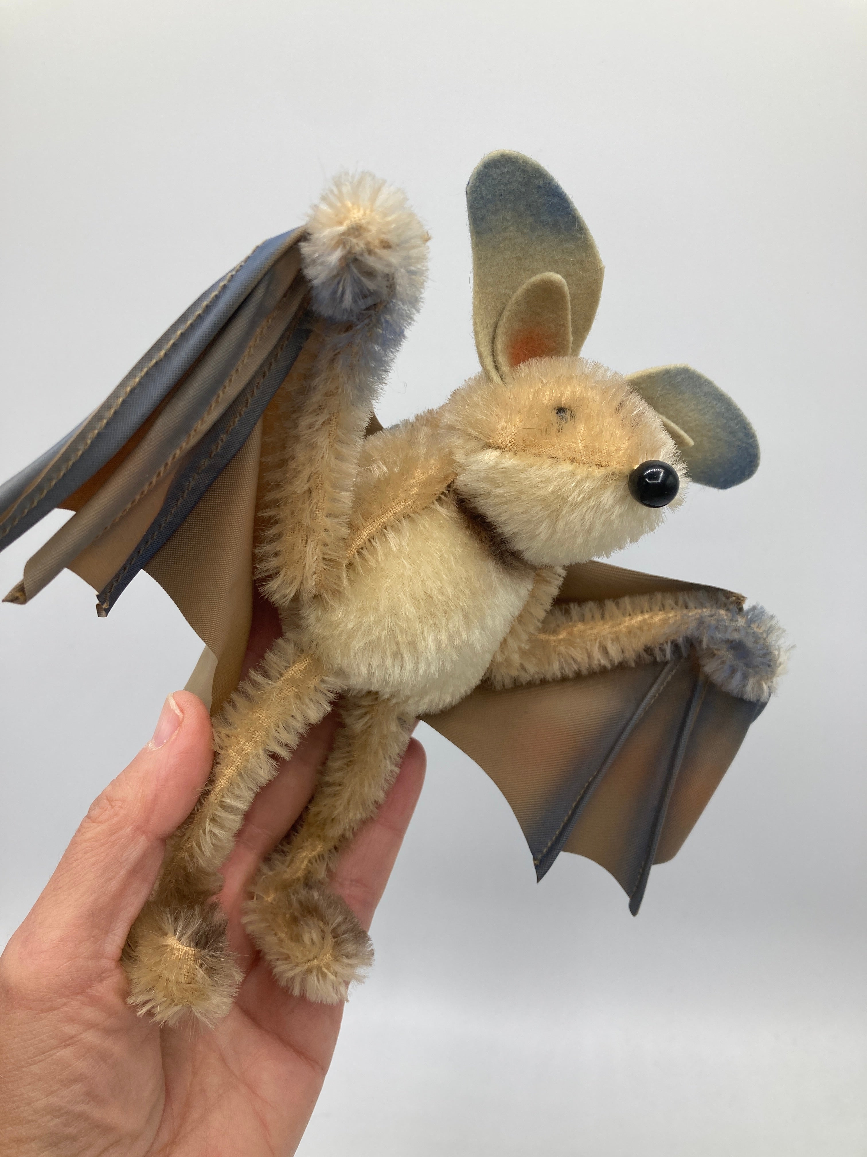 Steiff Largest Eric the Bat | My Site