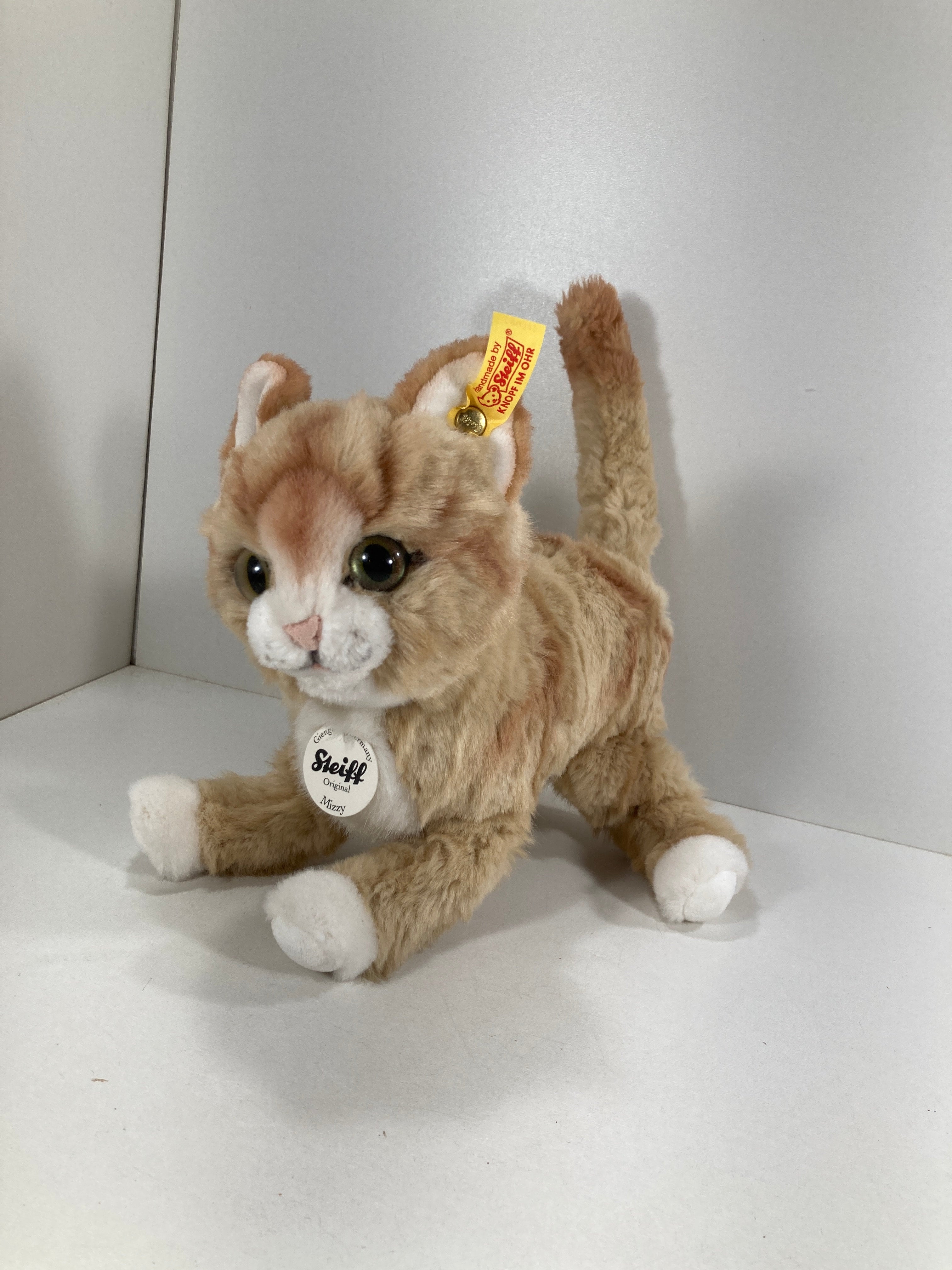 ぬいぐるみ　My first Steiff cat with rustling foil in gift box-マイファースト シュタイフ キャット(ギフトボックス付き)- ぬいぐるみ 23cm 71QXJl-qyWL._UF350,350_QL50_.jpg