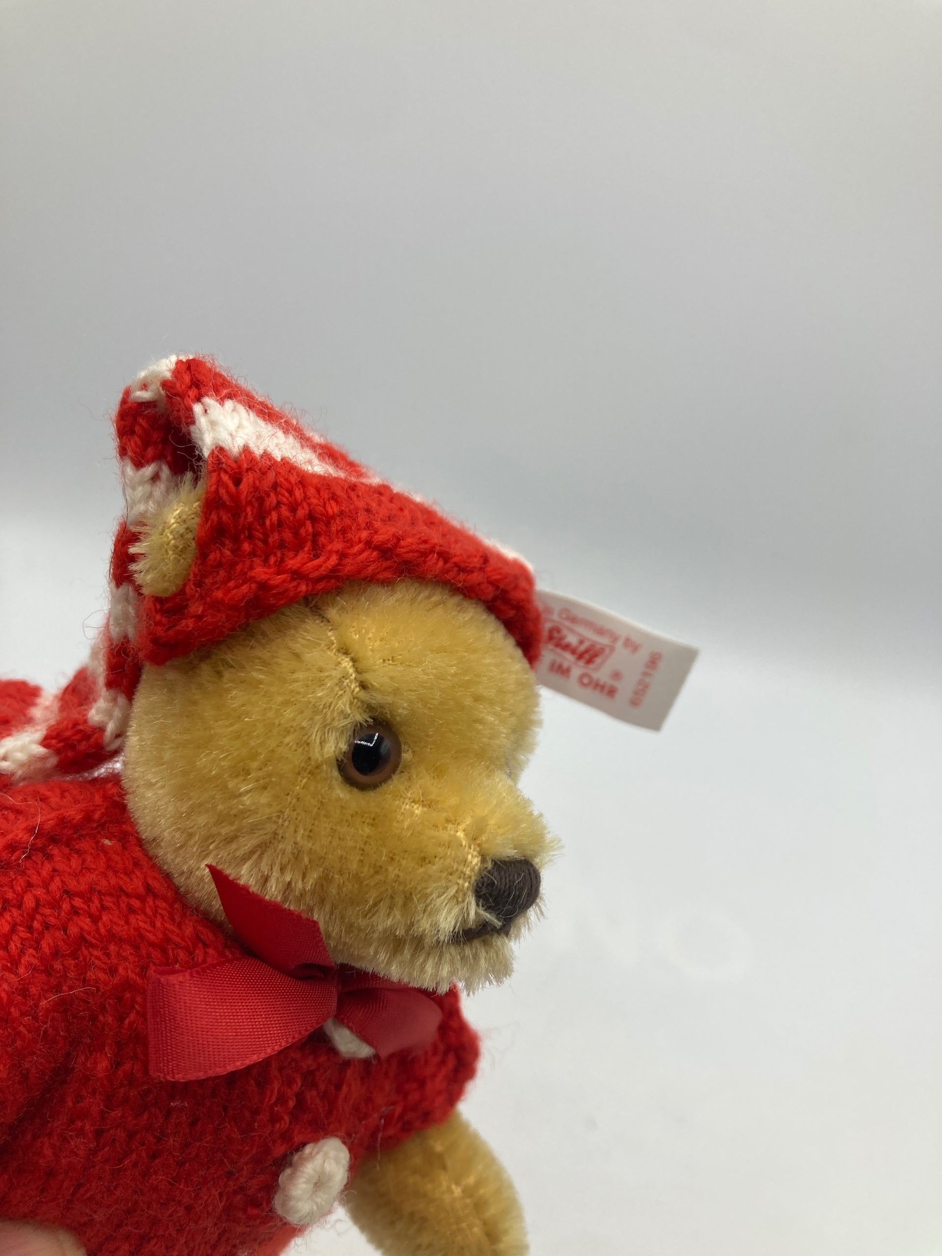 Steiff FAO Schwarz Sleepy Keep Christmas Teddy Bear With All IDs