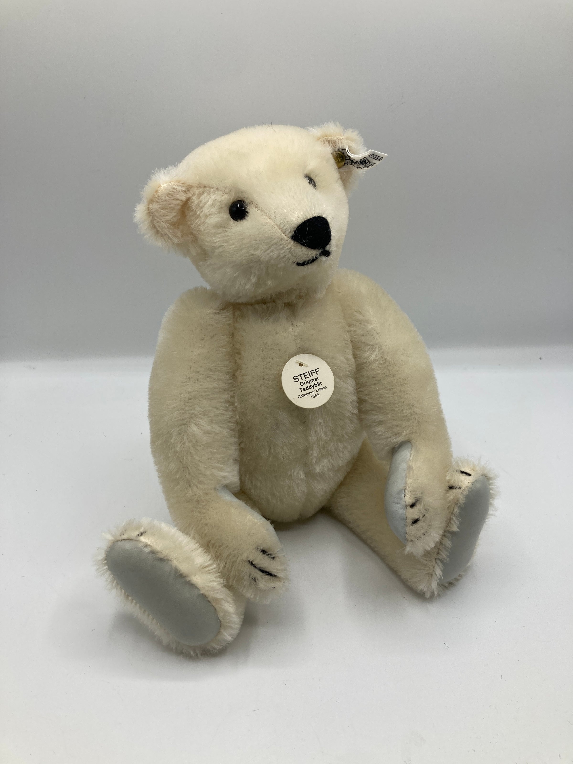 Steiff Medium Sized White Mohair Margaret Strong Bear With All IDs