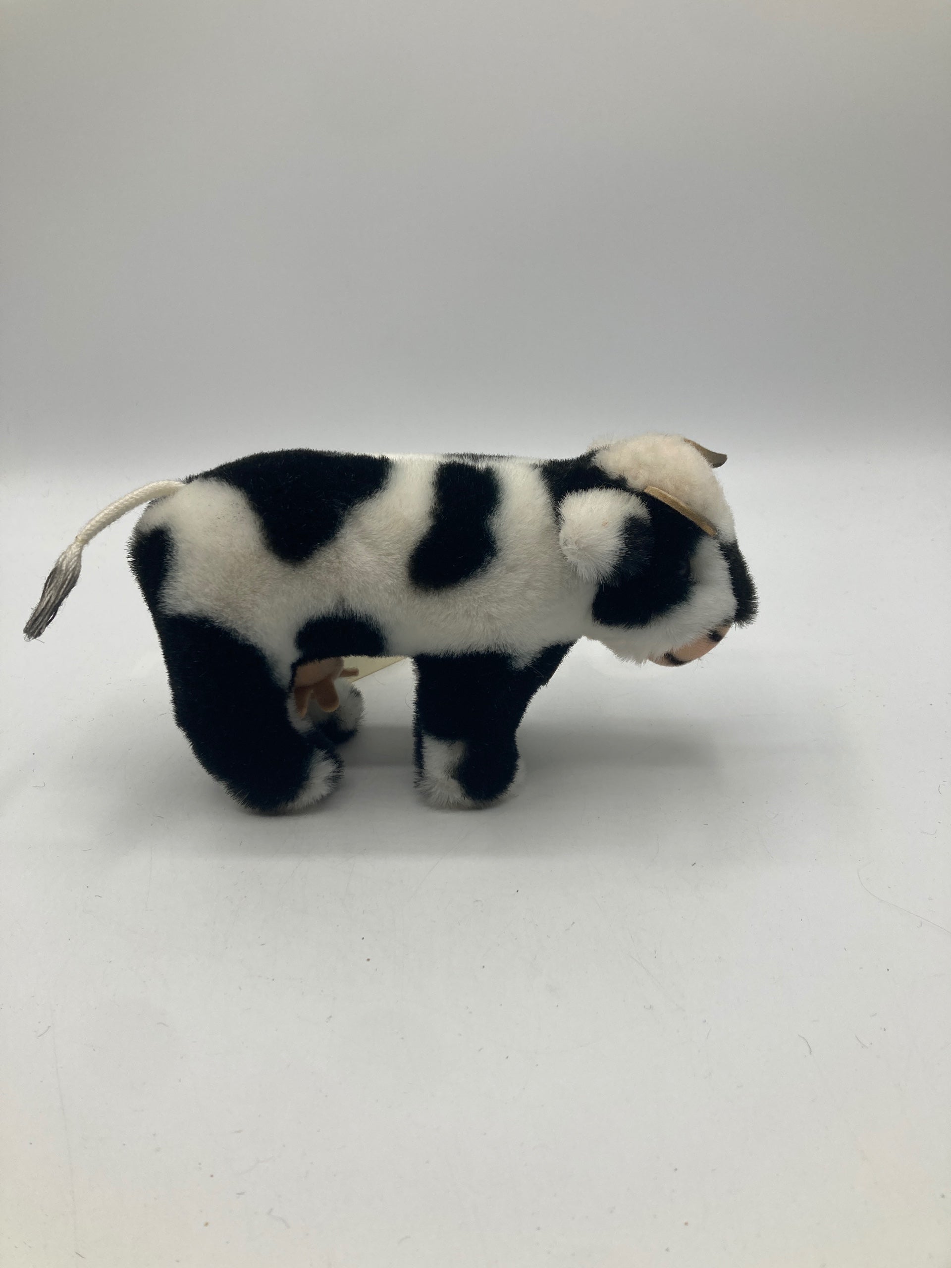 Steiff Bessy Cow With All IDs | My Site