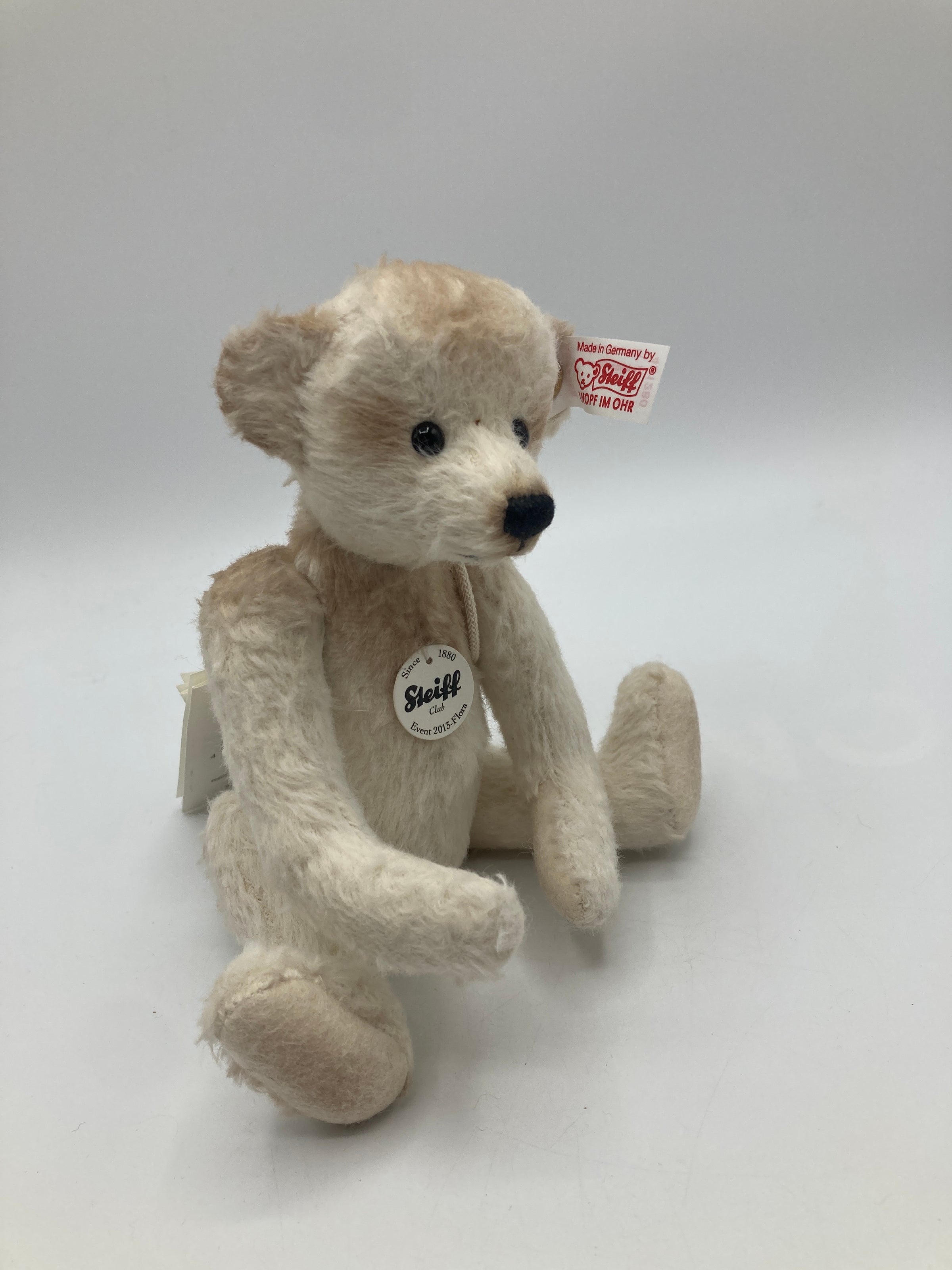 Steiff 2013 White and Tan Flora Special Event Teddy Bear With All