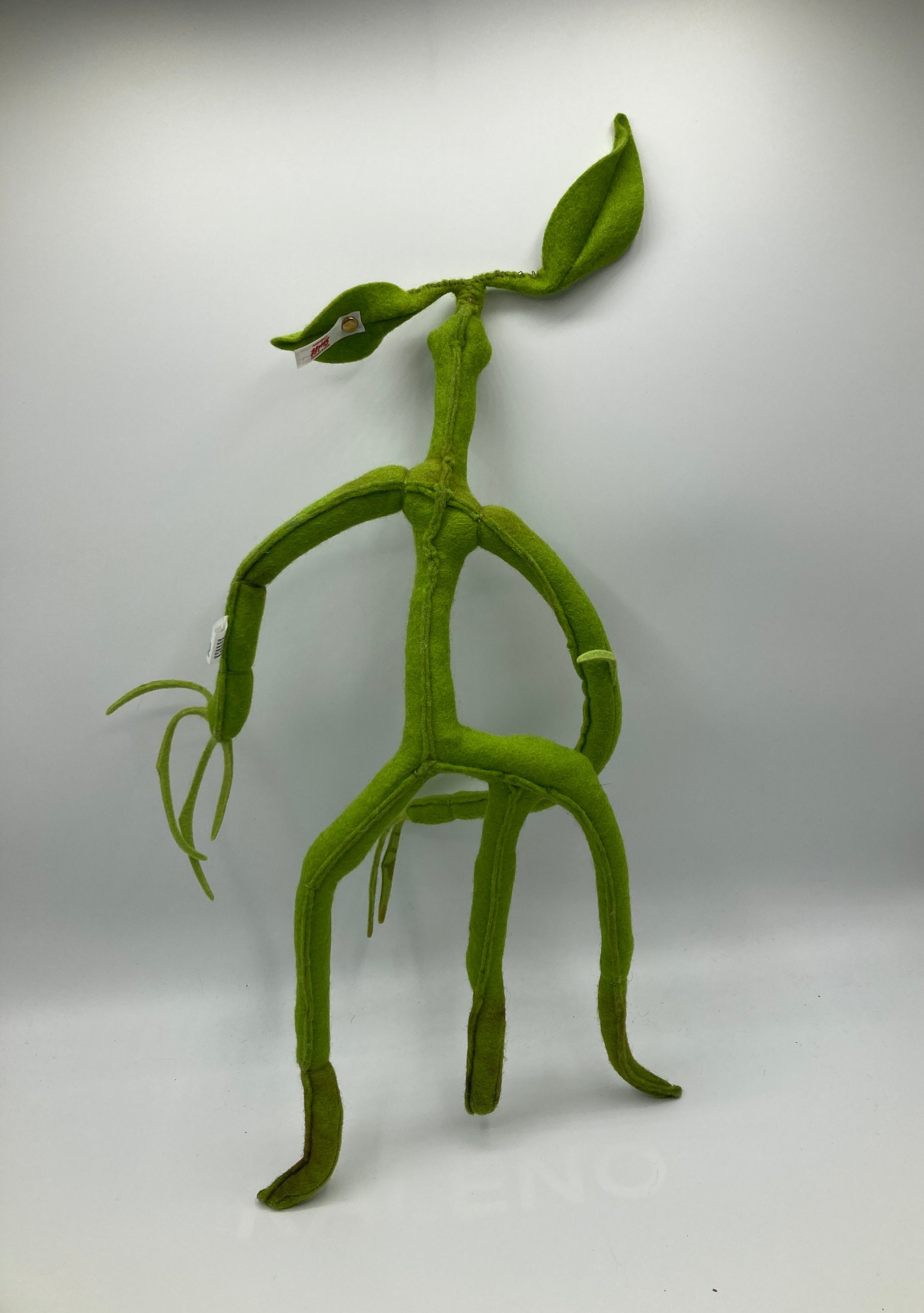 Steiff Bowtruckle Character With All IDs From Harry Potter's