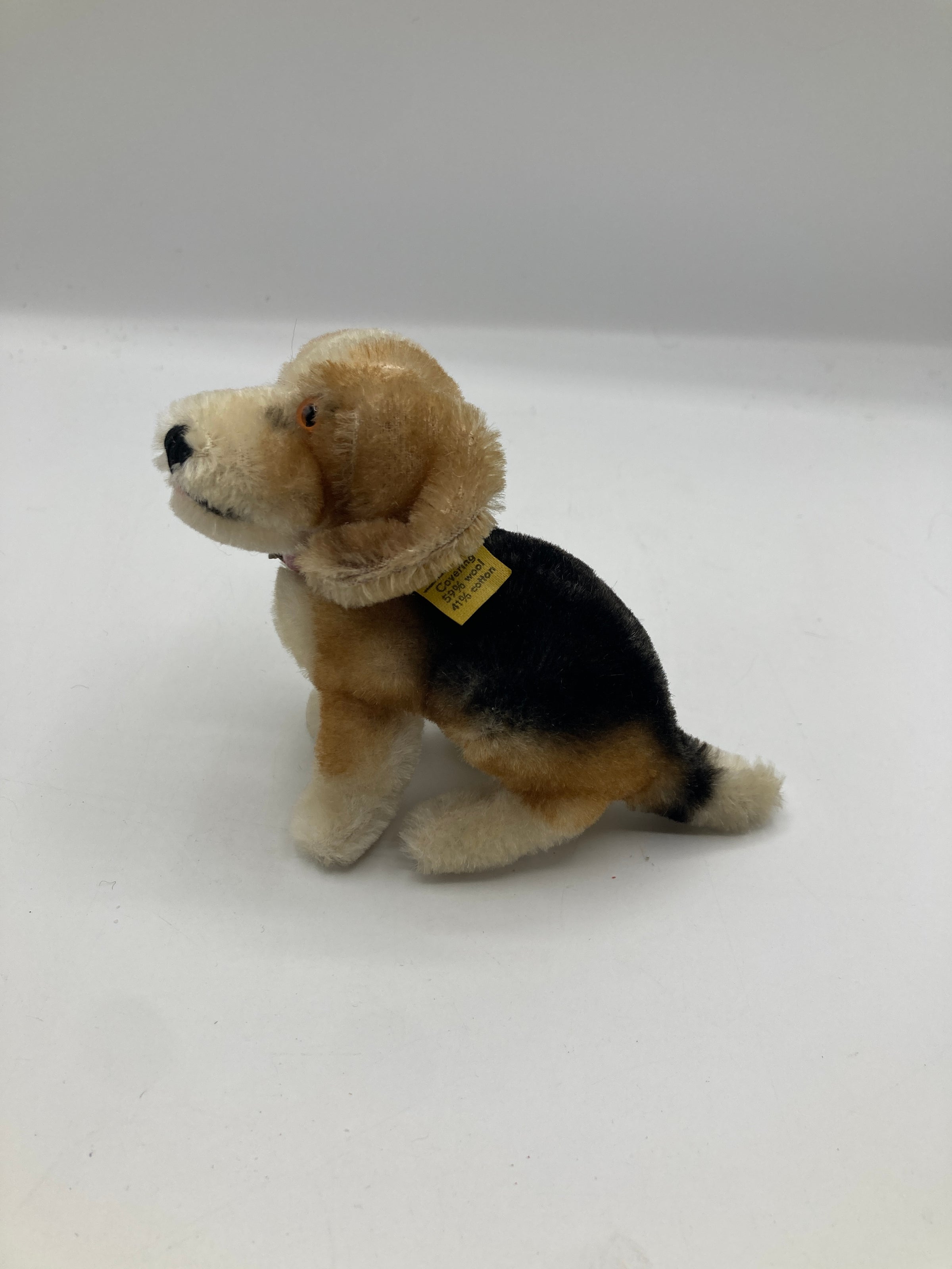 Steiff Smallest Sitting Biggie Beagle With IDs | My Site