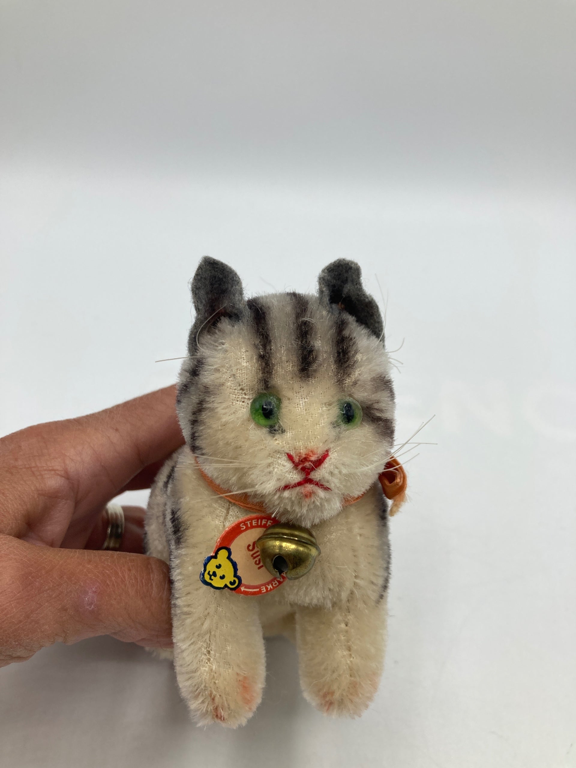 【座り子猫 Susi 14 cm 】ヴィンテージ シュタイフ Steiff Early Postwar Medium Sitting Susi Cat With IDs | My Site