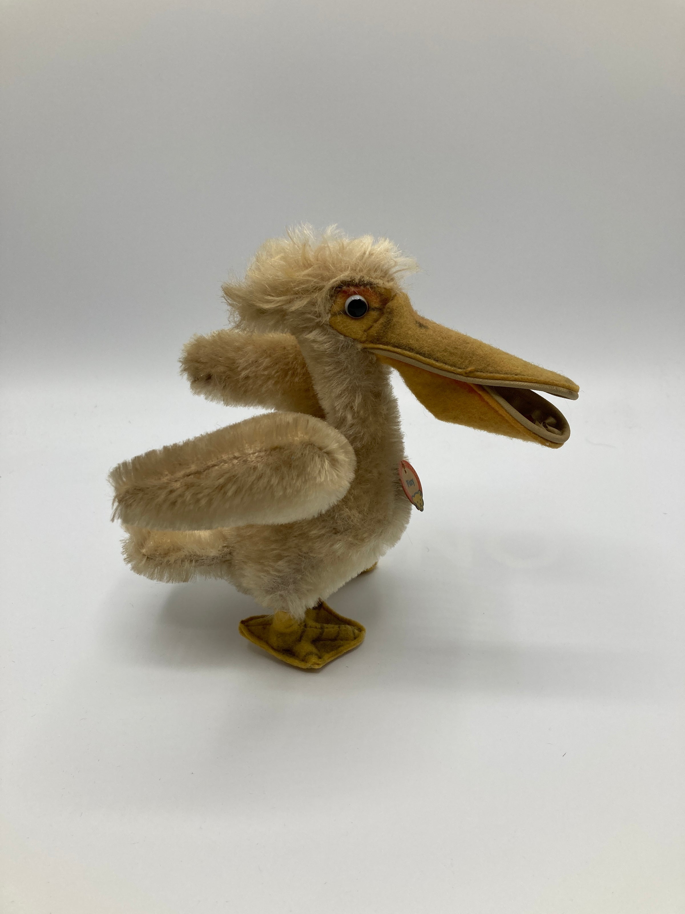Steiff Smallest Piccy Pelican With IDs | My Site