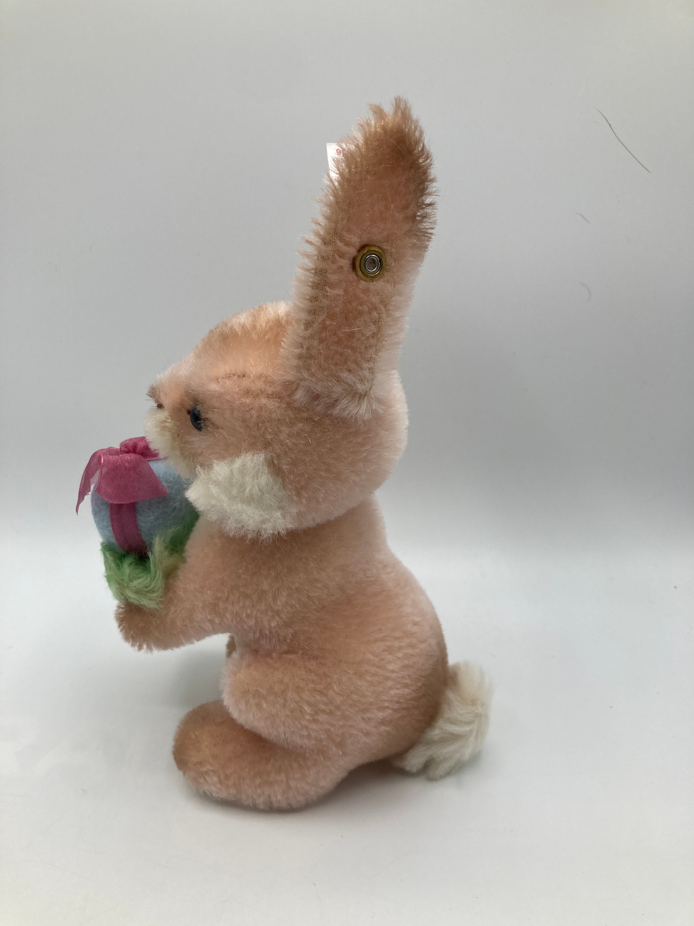 Steiff Gabriela Springtime Bunny With Egg Basket and All IDs | My Site