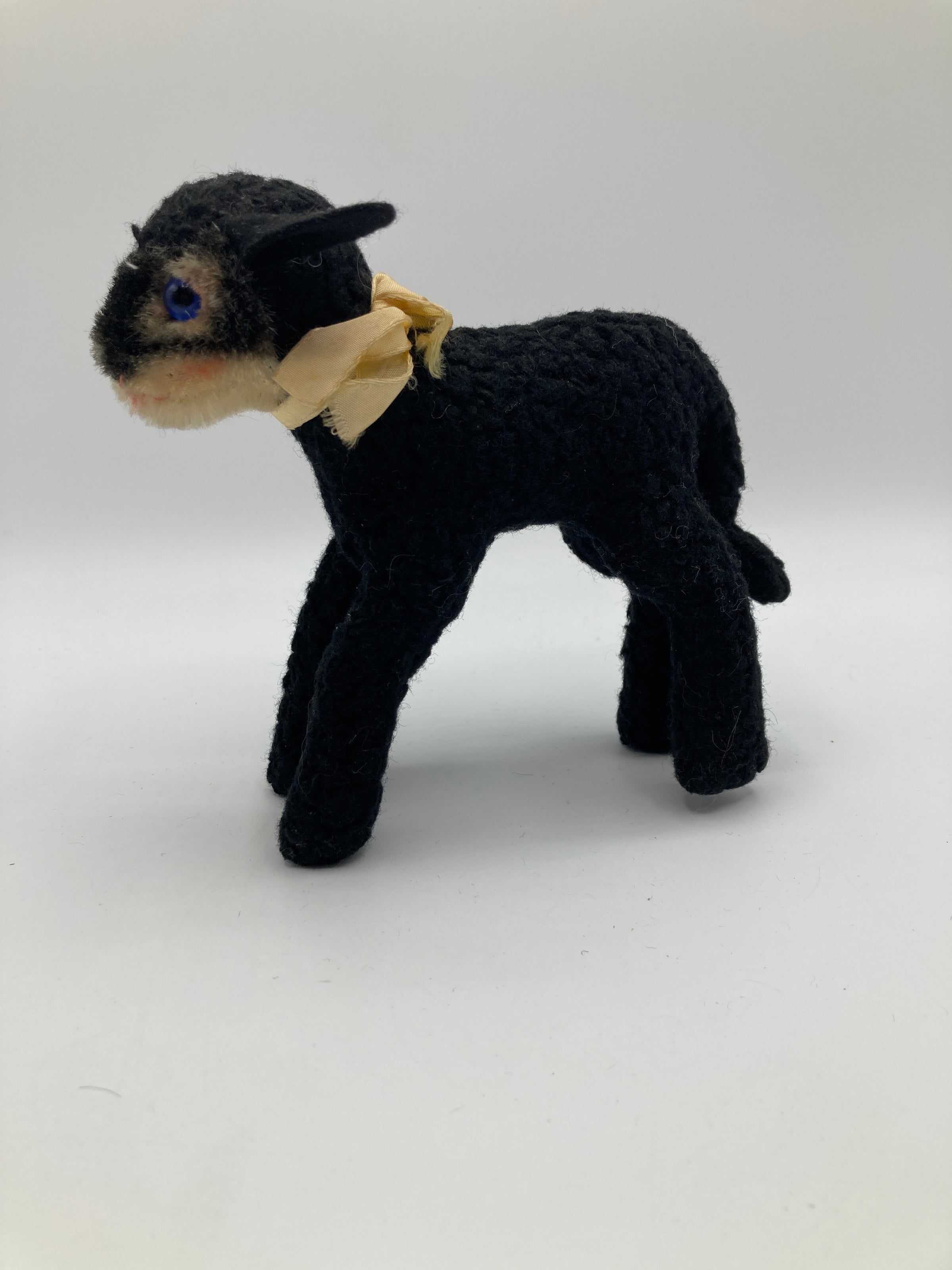 Steiff Medium Sized Swapl Lamb | My Site