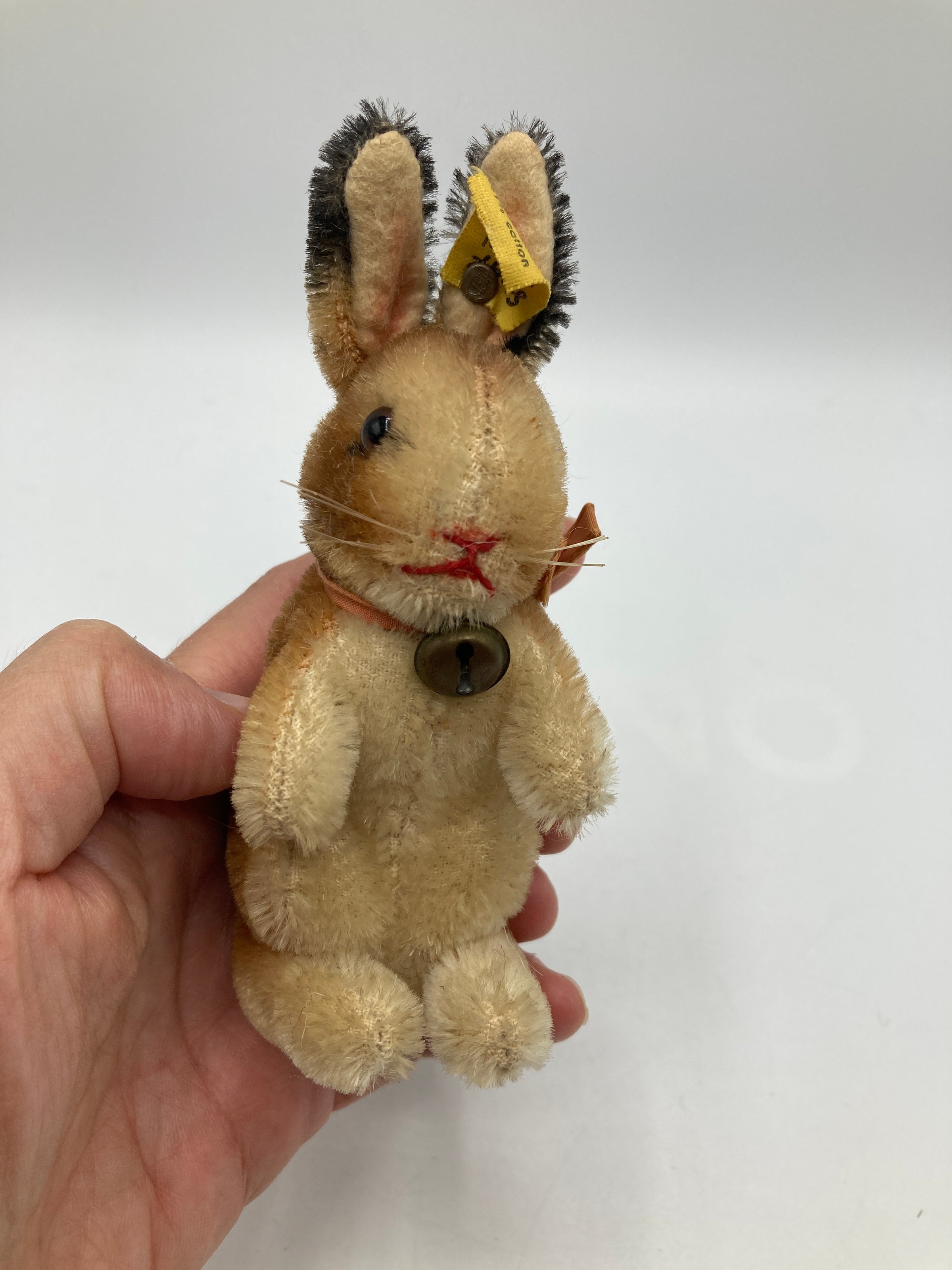 Steiff Smallest Mohair Begging Manni Rabbit With IDs | My Site