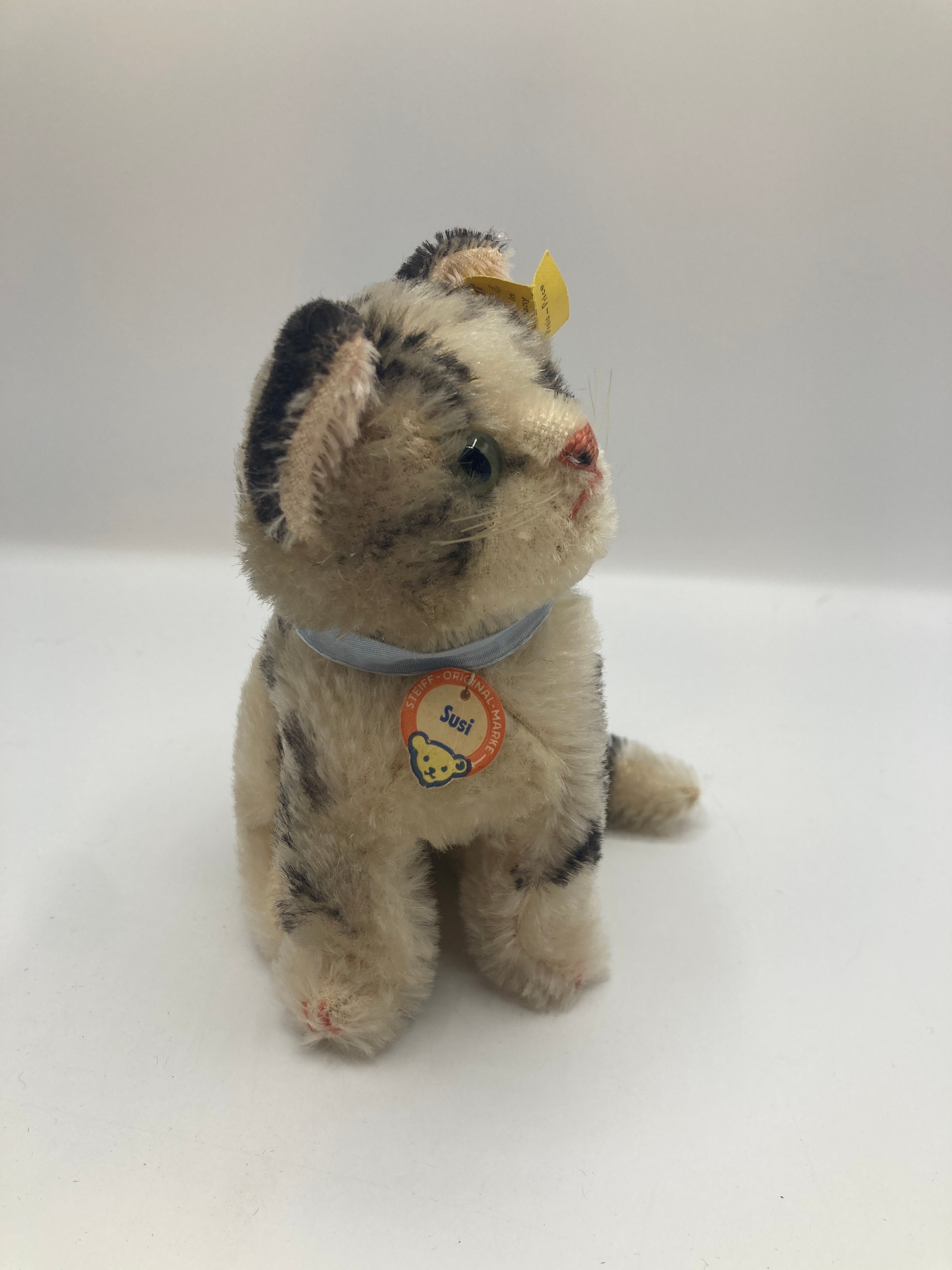 Steiff Medium Sitting Susi Cat With All IDs | My Site