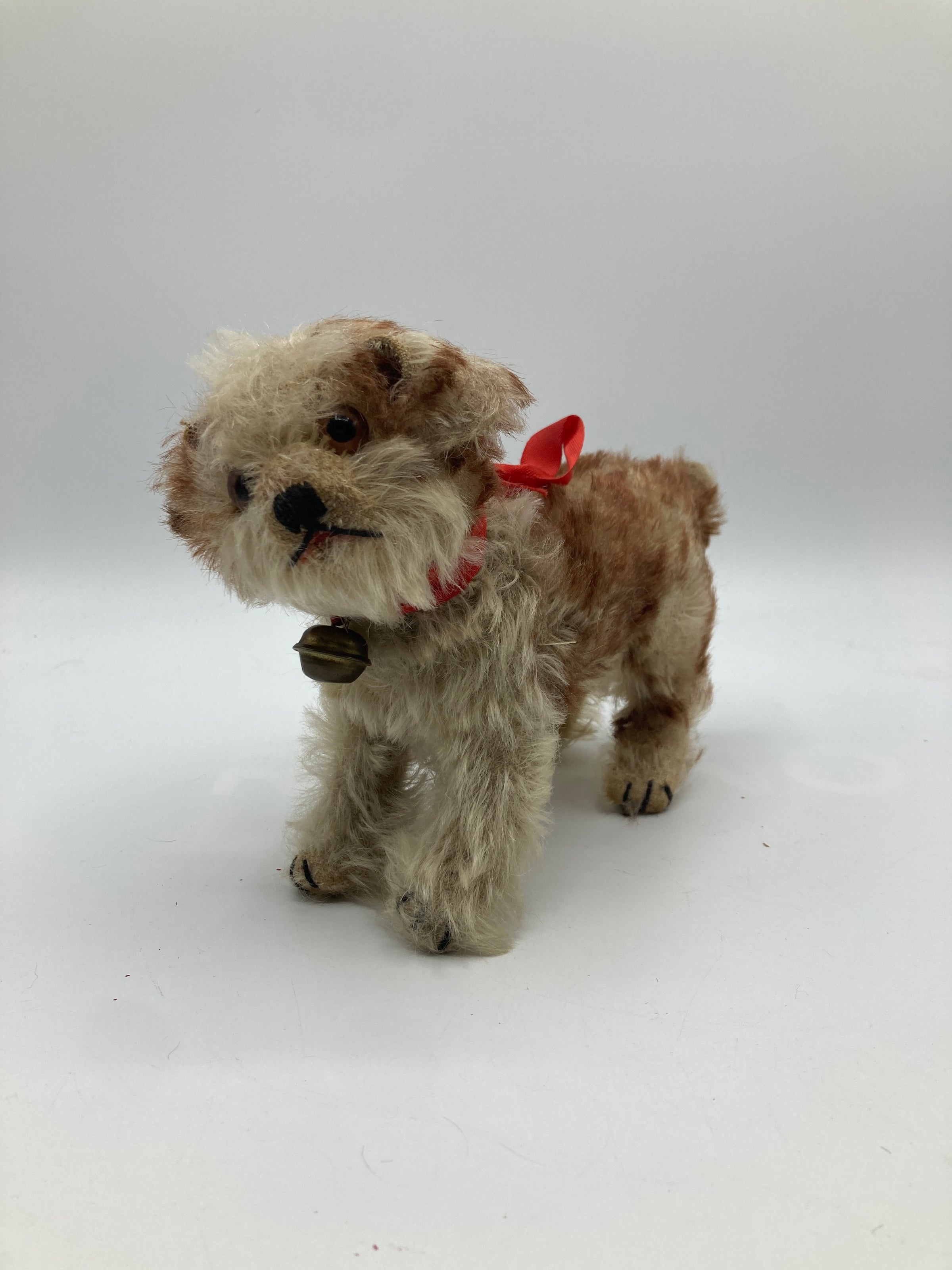 Steiff Prewar Very Rare Medium Sized Standing Molly Dog With ID