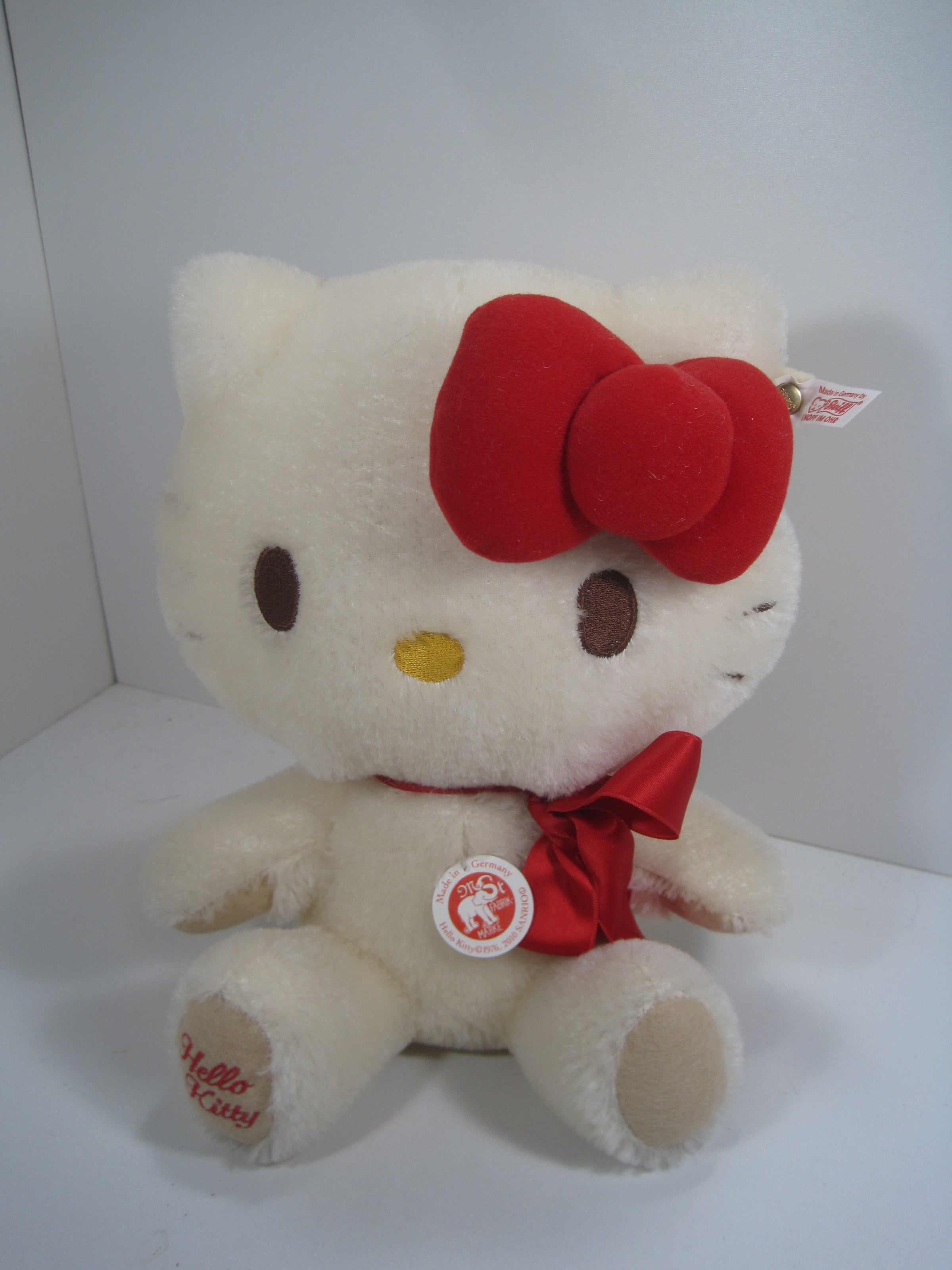 Steiff Hello Kitty Sanrio White Mohair Cat and Teddy Bear Limited