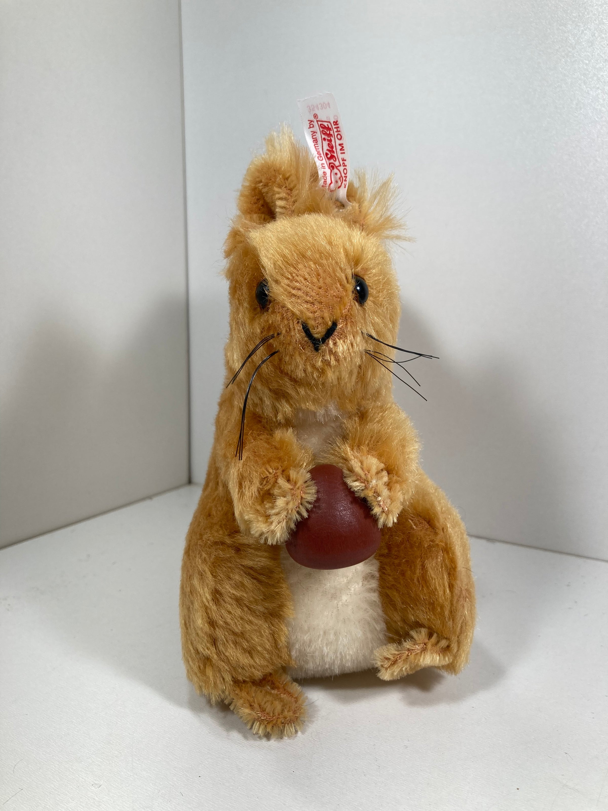 squirrel nutkin soft toy