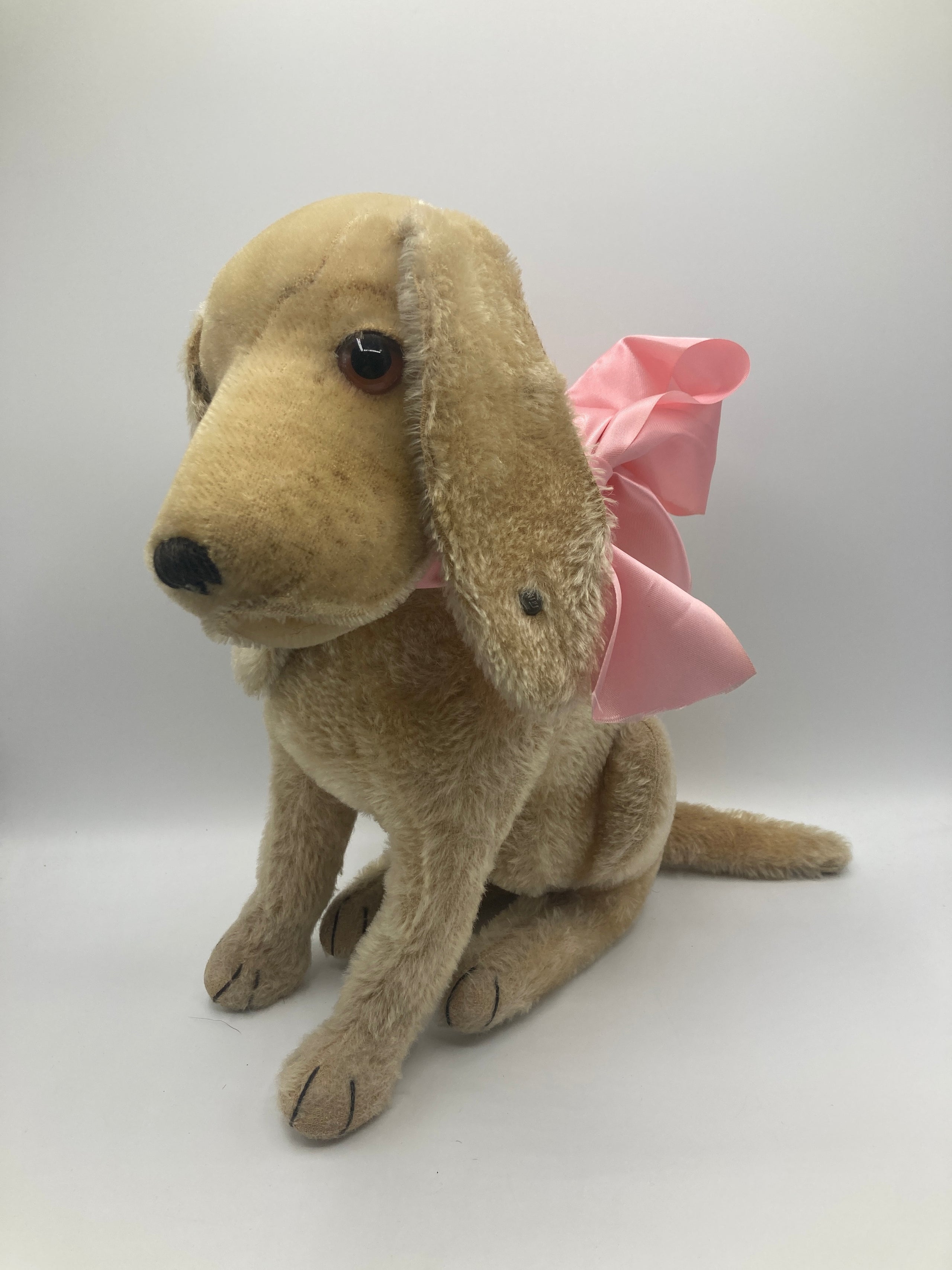 Worn But Wonderful Early Mohair Steiff Treff Hound Dog with FF Button -  Ruby Lane