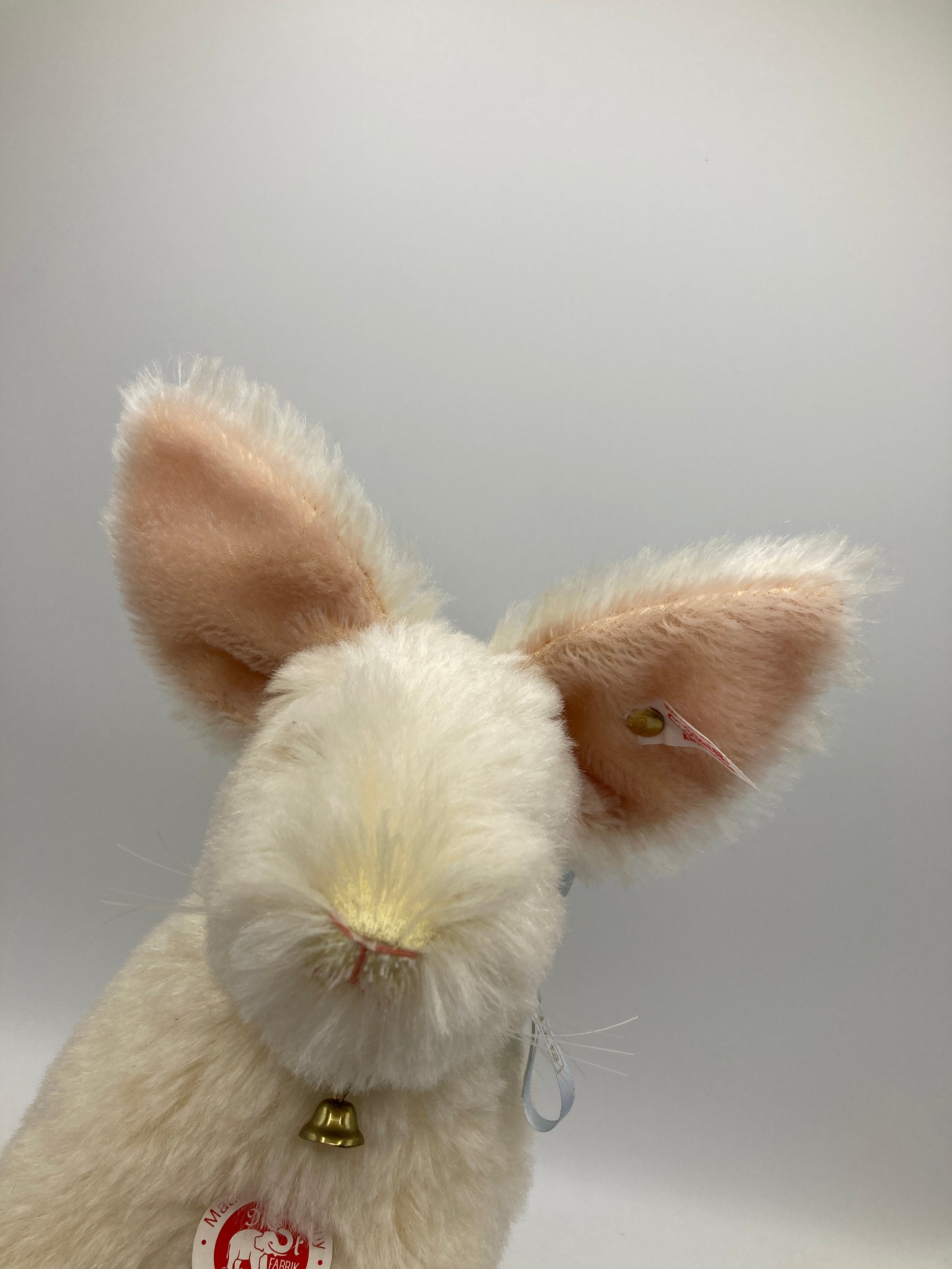 Steiff Albino Henry Fancy Daisy Rabbit Replica With All IDs
