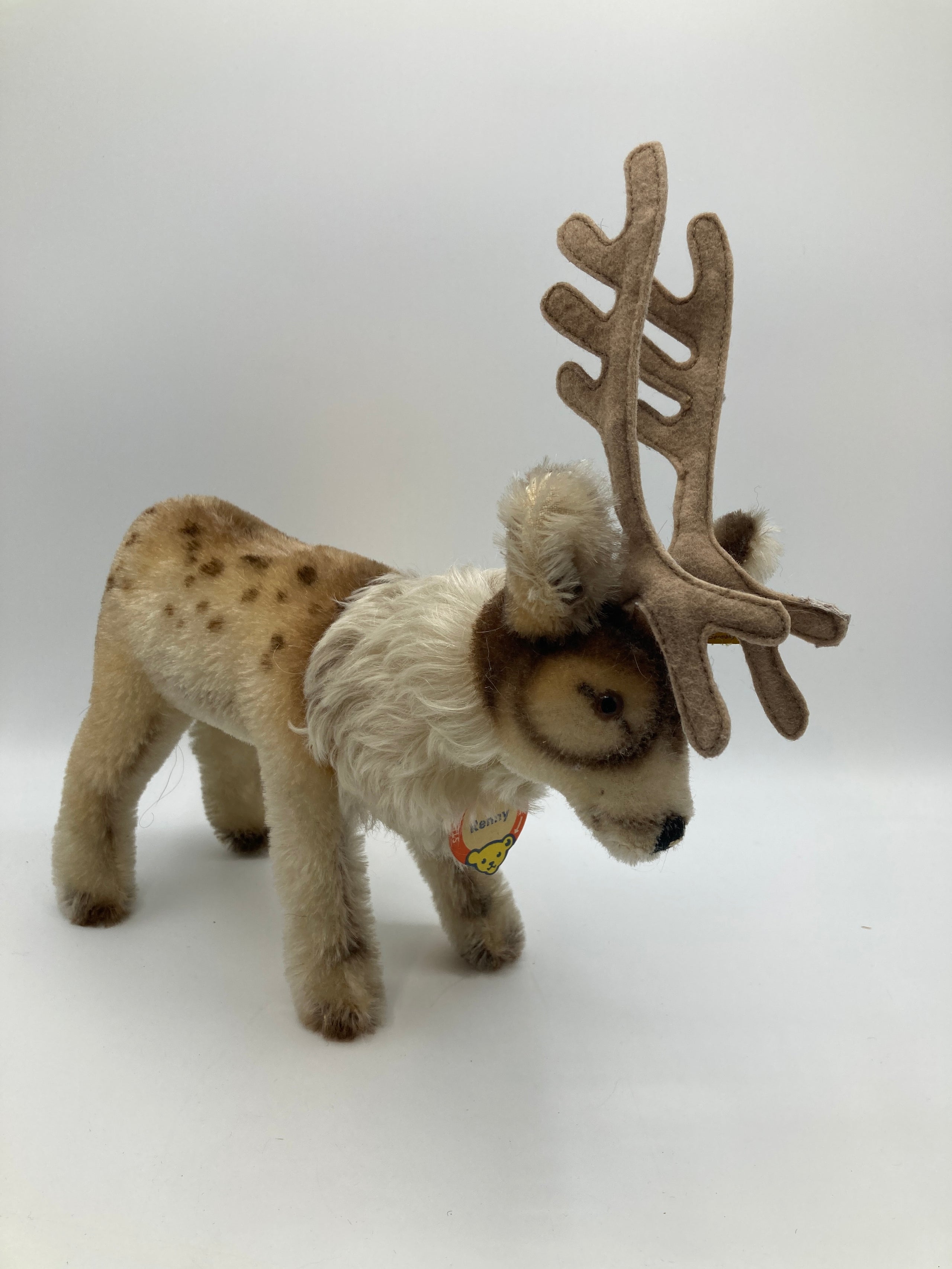 Steiff Largest Renny Reindeer With All IDs | My Site