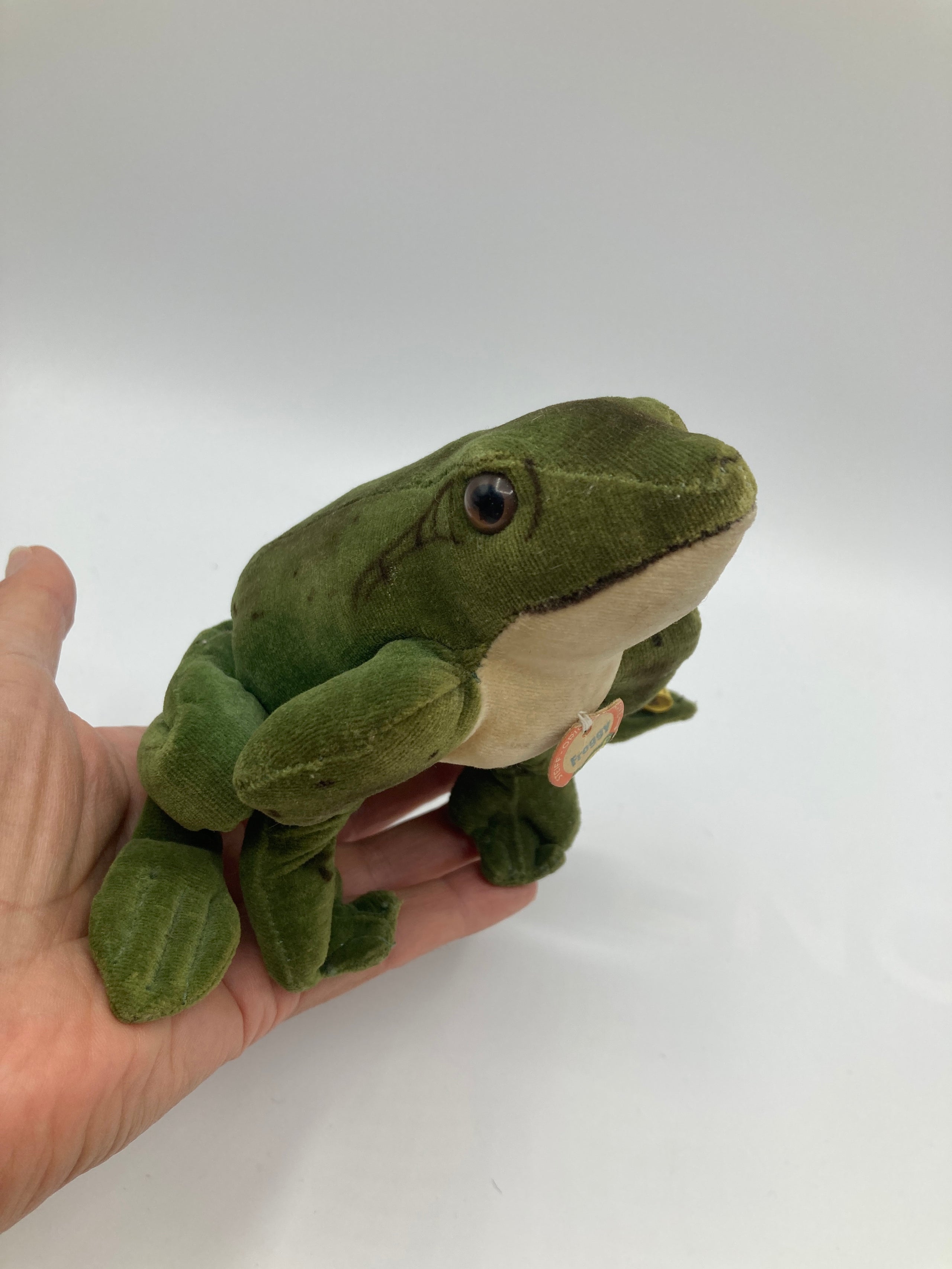 Steiff Largest Green Velvet Froggy Frog With All IDs | My Site